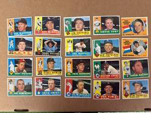 1960 Topps Baseball Cards - 20 Different