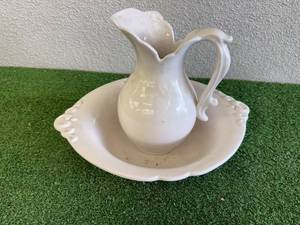 Wash Basin Bowl & Pitcher