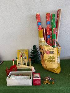 Holiday Items - Gift Wrap