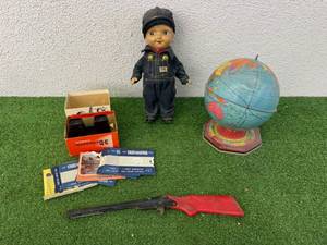 Vintage Buddy Lee Doll, 3D Viewer & Reels, Globe