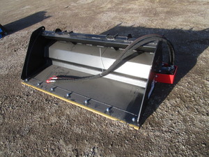 Raytree 72 Bucket wHydraulic Soil Conditioner