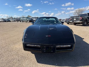 1985 Chevrolet Corvette! only 25,000 miles! 1 owner!