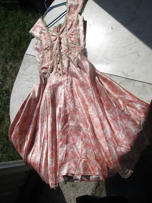 Vintage hand sewn ladies dress, 42...
