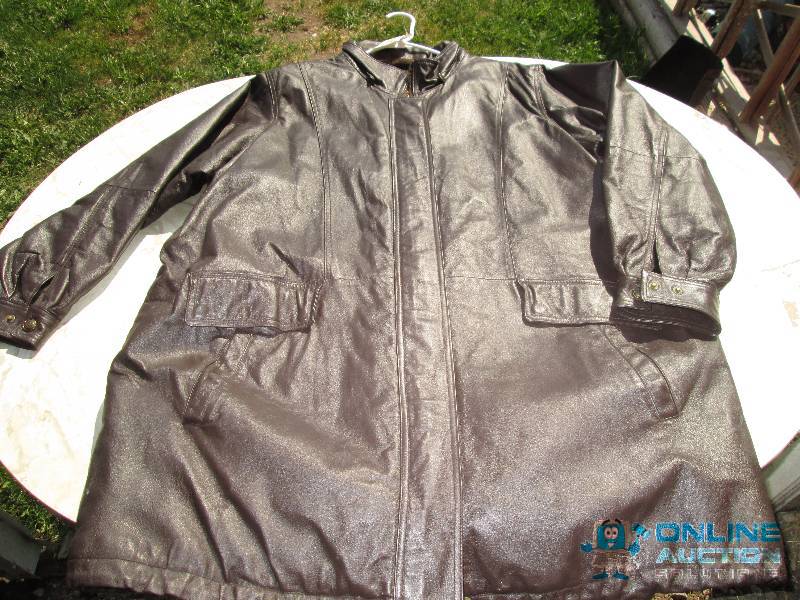 Veranesi size 24W genuine leather c...