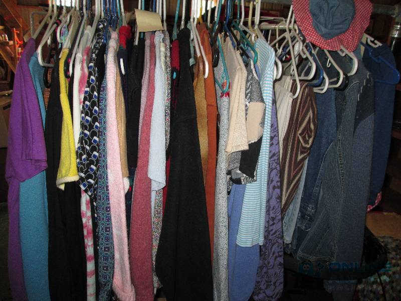Lot of assorted Ladies tops...