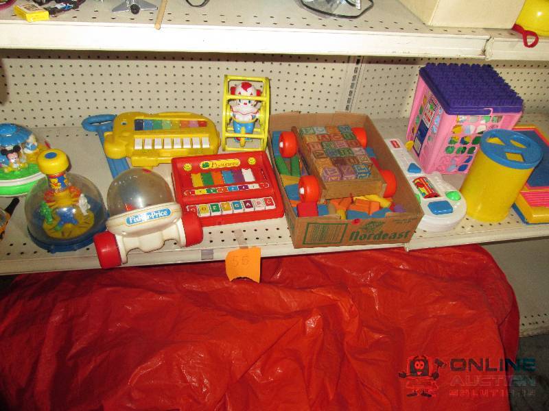 Lot of vintage toys...