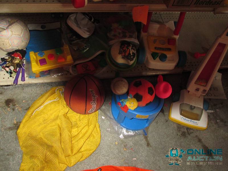 Lot of vintage toys...