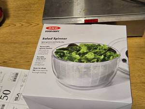 Oxo Good Grips Salad Spinner (in original packaging)