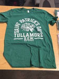 T-Shirt by Canvas  Saint Patricks Day Tullamore D.E.W. Irish Whiskey logo  Size Adult Small