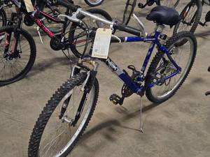 Next 26 Mountain Bike 18 BlueBlack Frame
