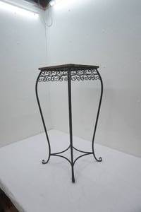 New/Like New Plant Stand