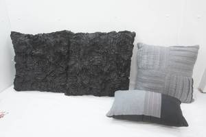 Throw Pillows (4ct) Textured. Black, Grey