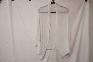 Womens White Cover Sweater. Coldwater Creek Size L