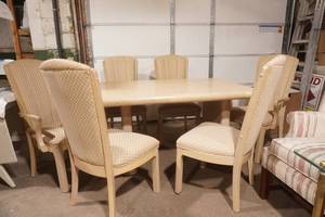 Dining Room Table, 6 Upholstered Chairs, 2 Leaves