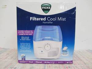 Vicks Filtered Cool Moisture Humidifier - White