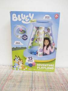 Bluey Activity Adventure Playland Ball Pit Toy 15 Balls Included