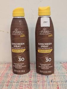 Pair of Studio Selection Sunscreen Spray SPF 30