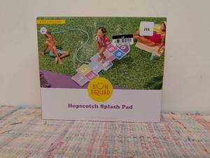 Sun Squad Hopscotch Splash Pad