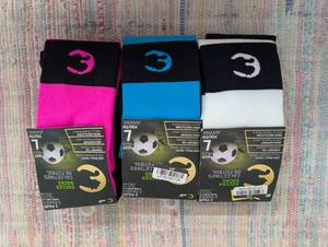6 Pair of Puma Soccer Socks, Size Youth Large 4-6