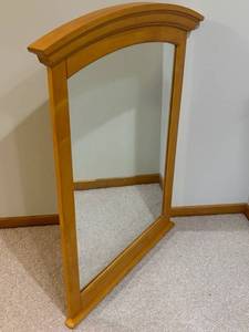 Stanley Furniture Arch Top Vertical Mirror - Model 472-14-34 - Made in USA