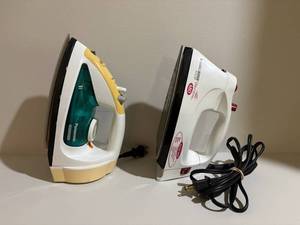 Panasonic & Black & Decker Irons (Lot of 2) - Auto Off & Quick N Easy 480