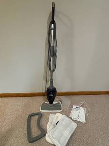 Shark Euro-Pro Steam Mop S3202 - 120V, 60 Hz, 1550W ETL Listed