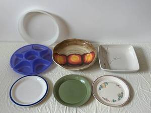 Assorted Ceramic Dinnerware - Plates, Bowls & Divided Plate (Lot of 6)