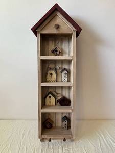Rustic Wooden Birdhouse Display Shelf with Miniature Birdhouses
