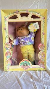 Cabbage Patch Kids Cornsilk Kids Doll with Hairbrush - Coleco