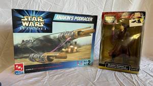 Star Wars Episode I Podracer Kit (AMTERTL) & Queen Amidala Collectible Figure