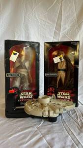 Star Wars Episode I 12-Inch Figures - Qui-Gon Jinn & Jar Jar Binks with Millennium Falcon Playset