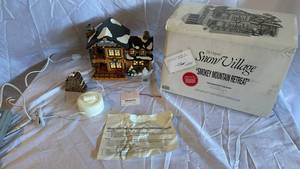 Department 56 The Original Snow Village Smokey Mountain Retreat Hand-Painted Ceramic House