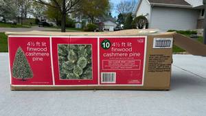 Target Stores 4 12 Ft Lit Finwood Pine Christmas Tree With 150 Clear Mini Lights