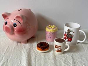 Piggy Bank & Assorted Ceramic Mugs, Gift Tins & Decor
