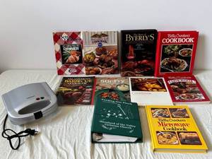 Cuisinart Sandwich Grill & Assorted Cookbooks