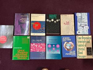 11 Scientific Medical Books Lot Immunology Biology Pathology Physics