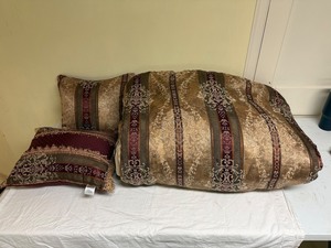 Croscill Home Decorative Pillow Set