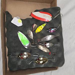 Lot of Red  Eyes, Daredevils, Spoons