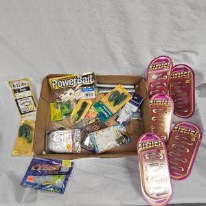Lot of Tail, Lures, Plastics
