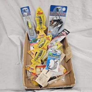 Lot of Lures, Spoons, Spinner Bait