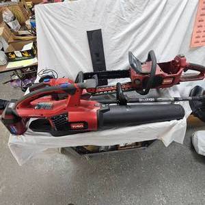 Like New, 4 Piece Toro 60Volt Yard Maintenance Kit