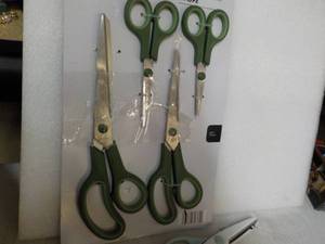 Pembrook 4 pc Scissor Set and Extra...