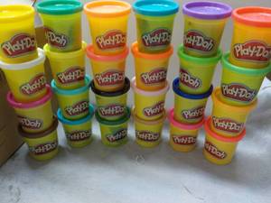 Hasbro box of 24 Tubs of Modeling C...