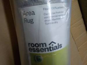 Room Essentials 4 x 5.5 ft Area Rug...