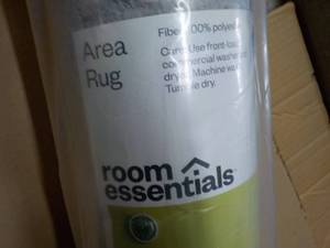 Room Essentials 4 x 5.5 ft Area Rug...