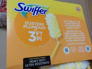 2 Swiffer 3 ft Handle Dusters with ...