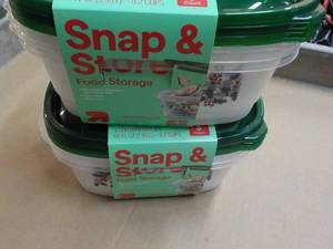 6 Snap and Store Containers with Li...