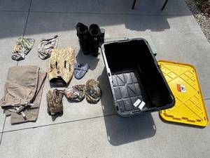 Sorel Boots, Mossy Oak Gear & Summit Front Storage Bag - Mixed Hunting and Outdoor Equipment