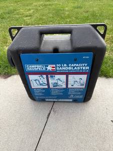 Campbell Hausfeld AT1251 30 Lb Capacity Sandblaster