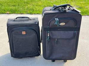 Flight Club Luggage Set - 2 Softside Suitcases (Lot of 2)